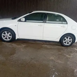 Toyota Corolla, 2005