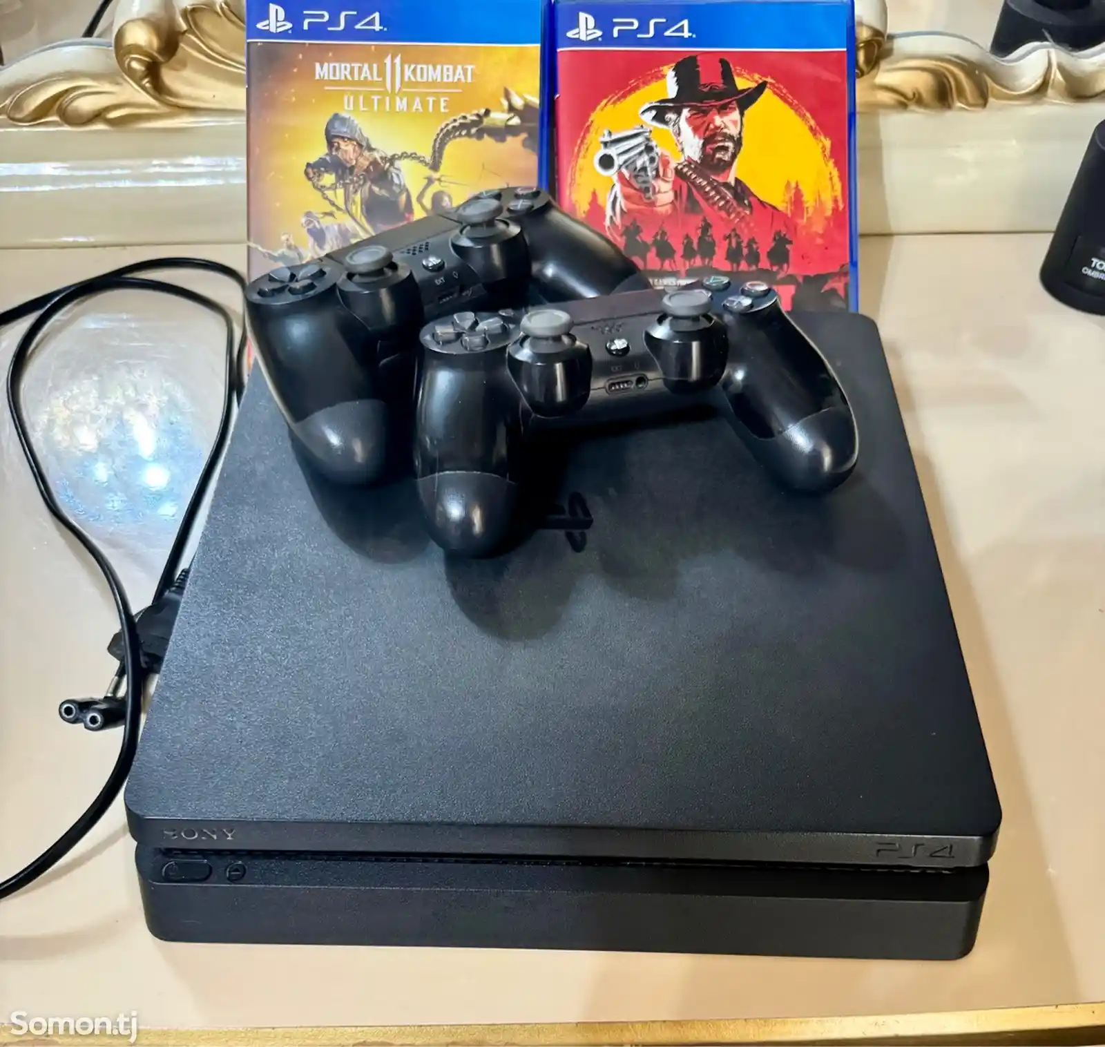 Игровая приставка Sony PlayStation 4 Slim