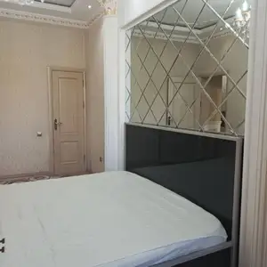 3-комн. квартира, 2 этаж, 95 м², Сино