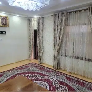 2-комн. квартира, 1 этаж, 70м², Калелин