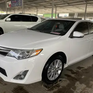 Toyota Camry, 2013