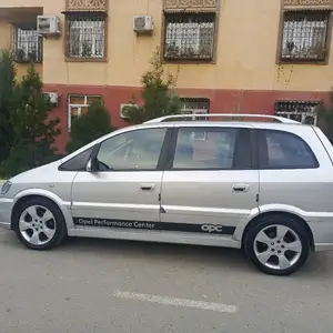 Opel Zafira, 2004