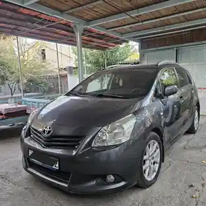 Toyota Corolla Verso, 2010