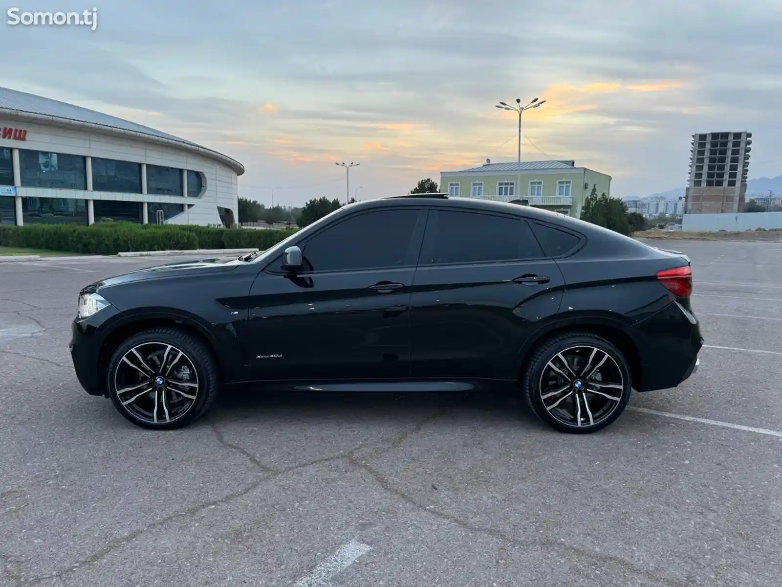 BMW X6, 2017-13