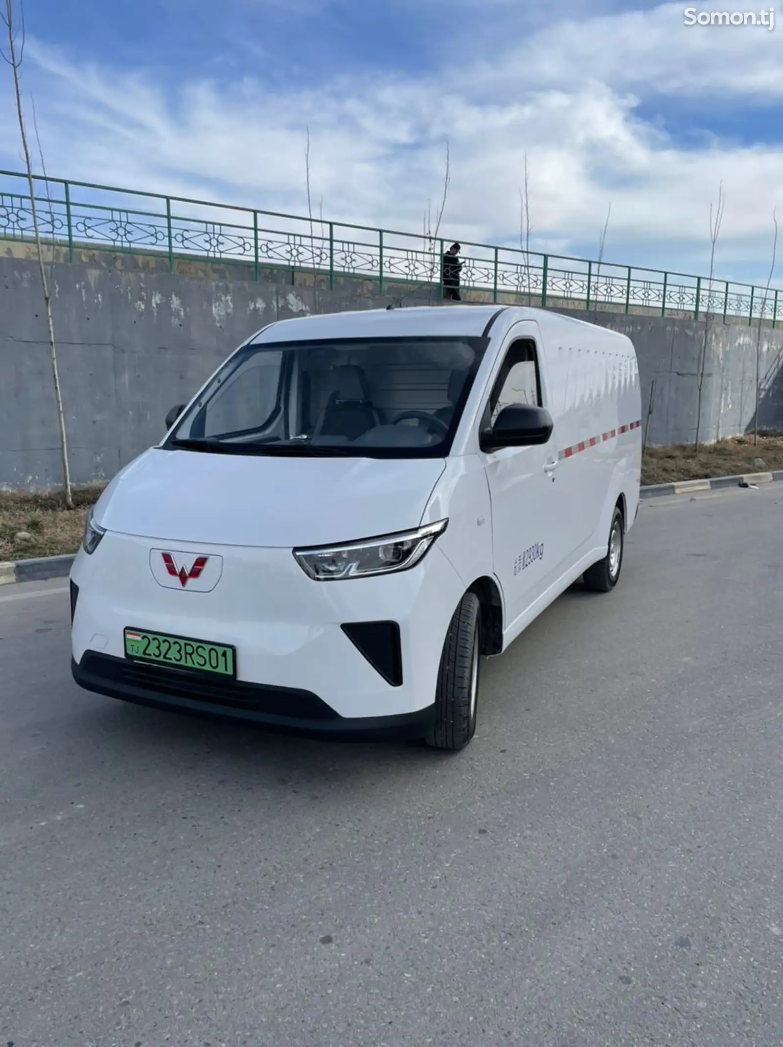 Фургон Wuling Yangguang 3000KG, 2024-1