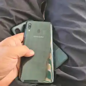 Samsung Galaxy А20