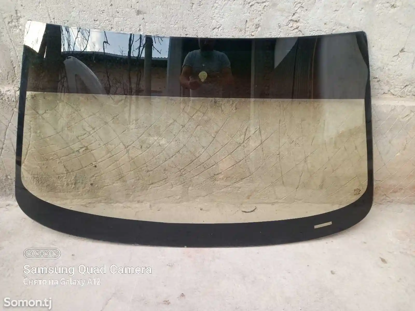 Лобовое стекло от Audi S8-2