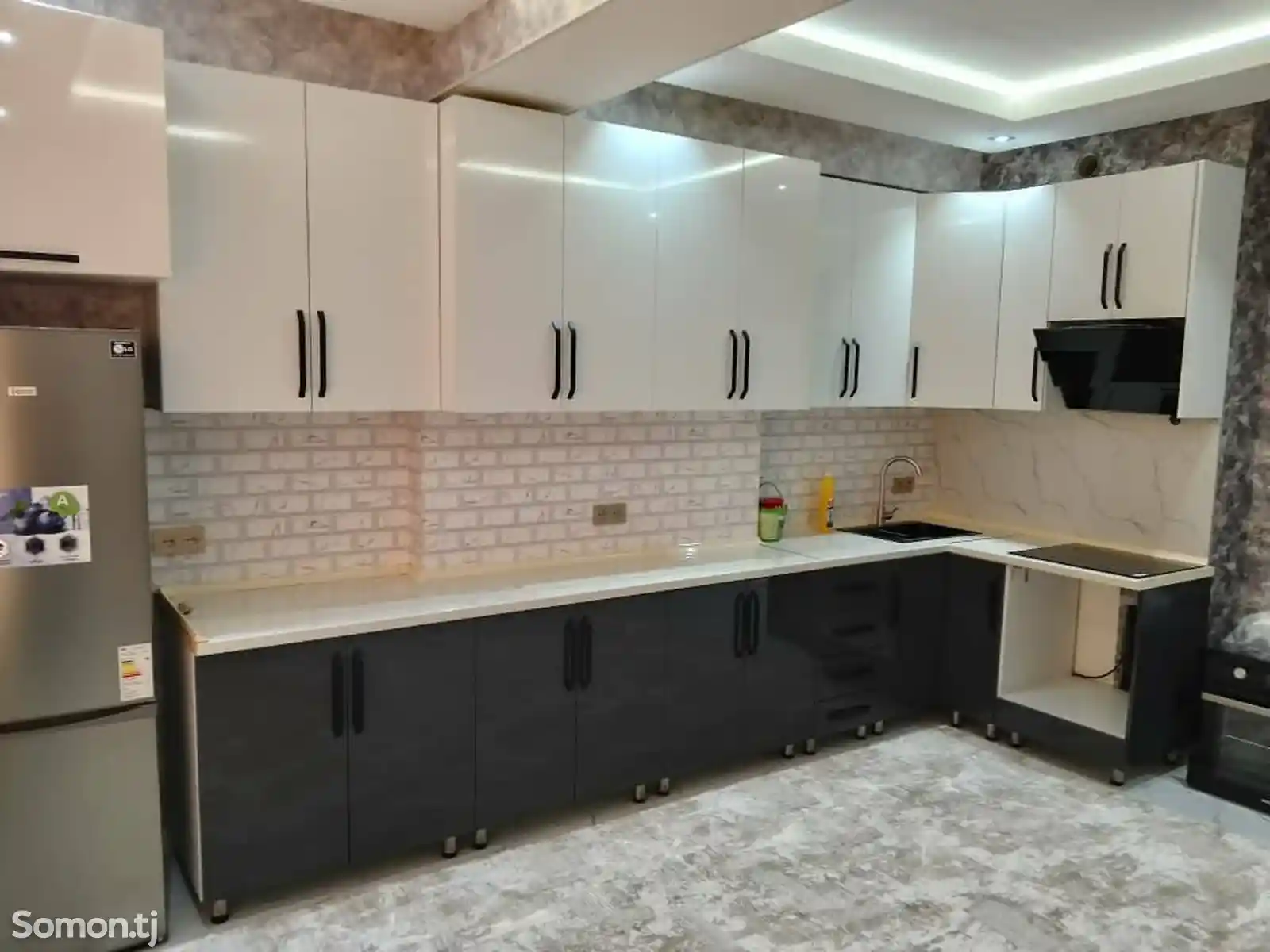 2-комн. квартира, 13 этаж, 107 м², айни-15