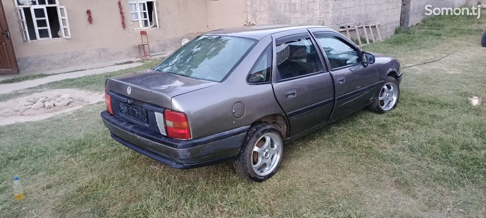 Opel Vectra A, 1993-1