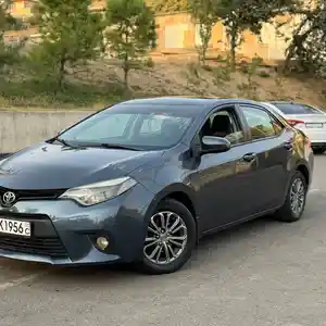 Toyota Corolla, 2015