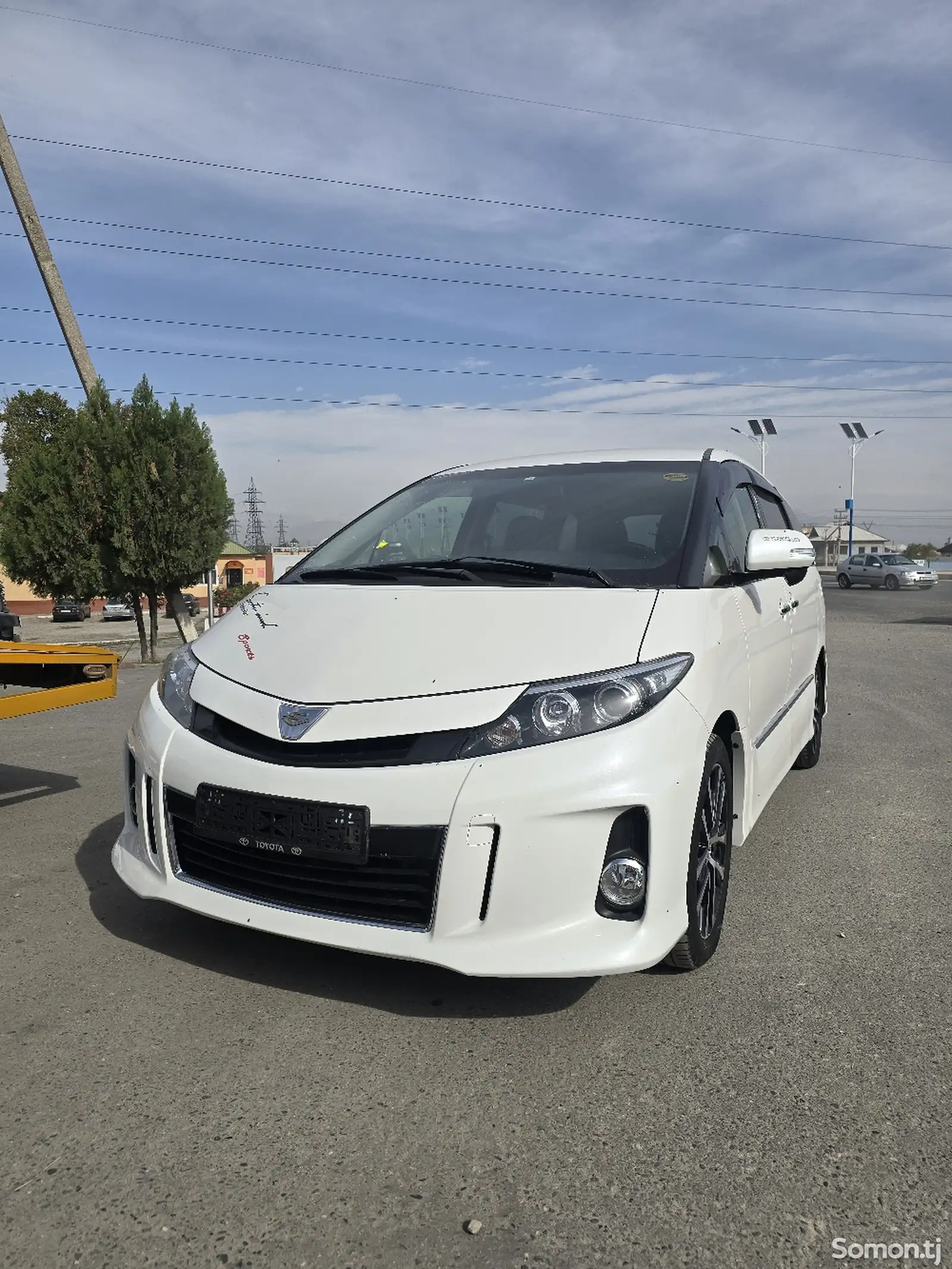 Toyota Estima, 2014-1