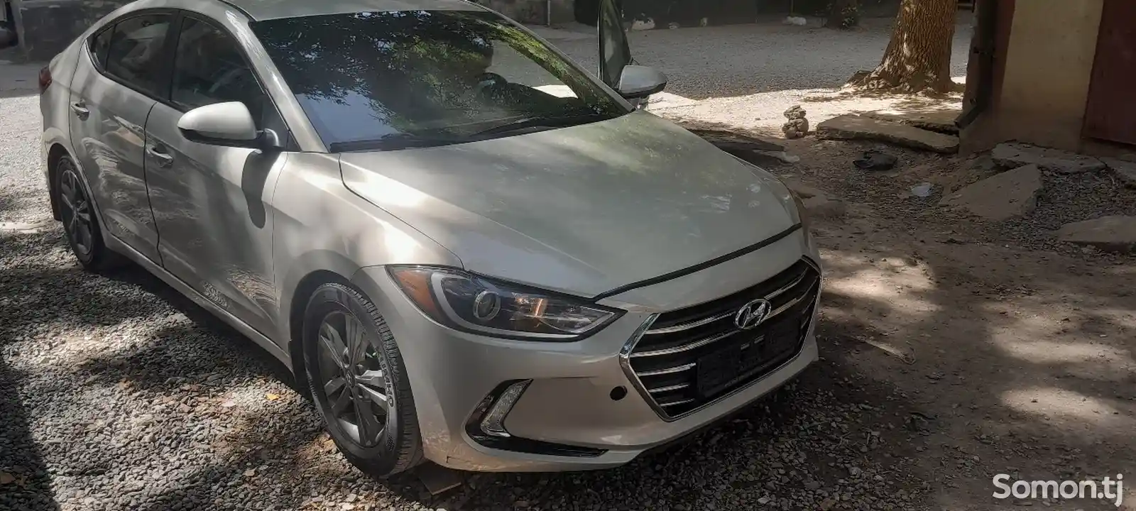 Hyundai Elantra, 2019-8