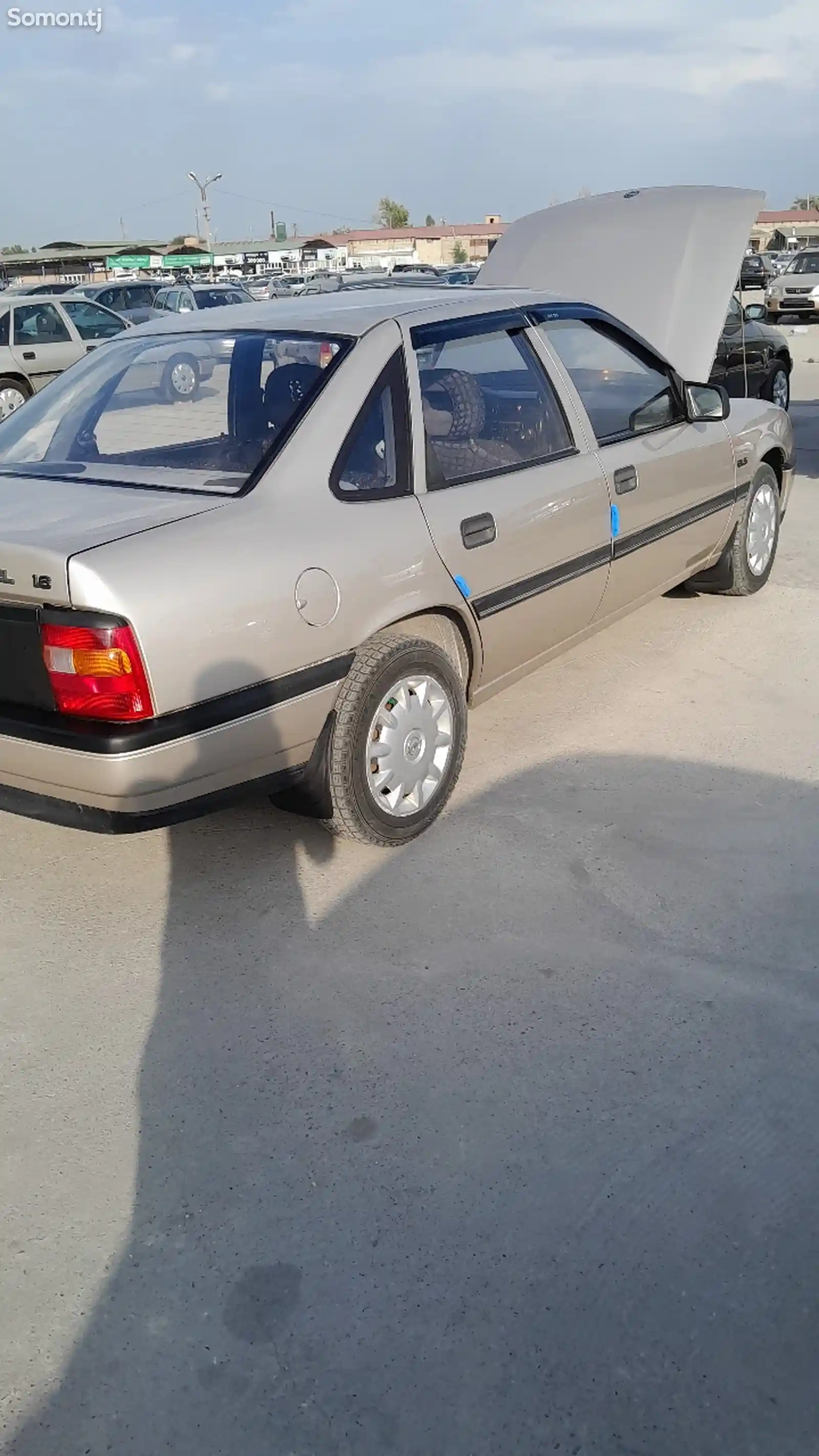 Opel Vectra A, 1992-4