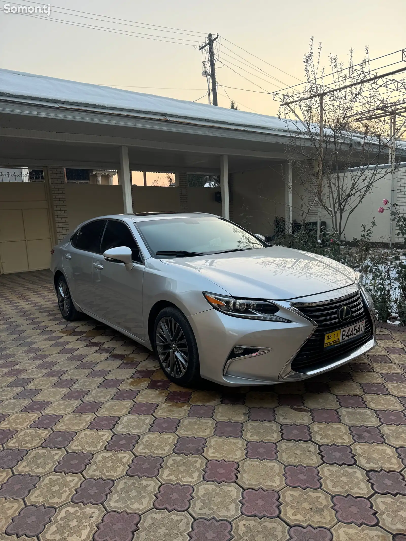 Lexus ES series, 2013-1