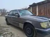 Mercedes-Benz W124, 1992-5