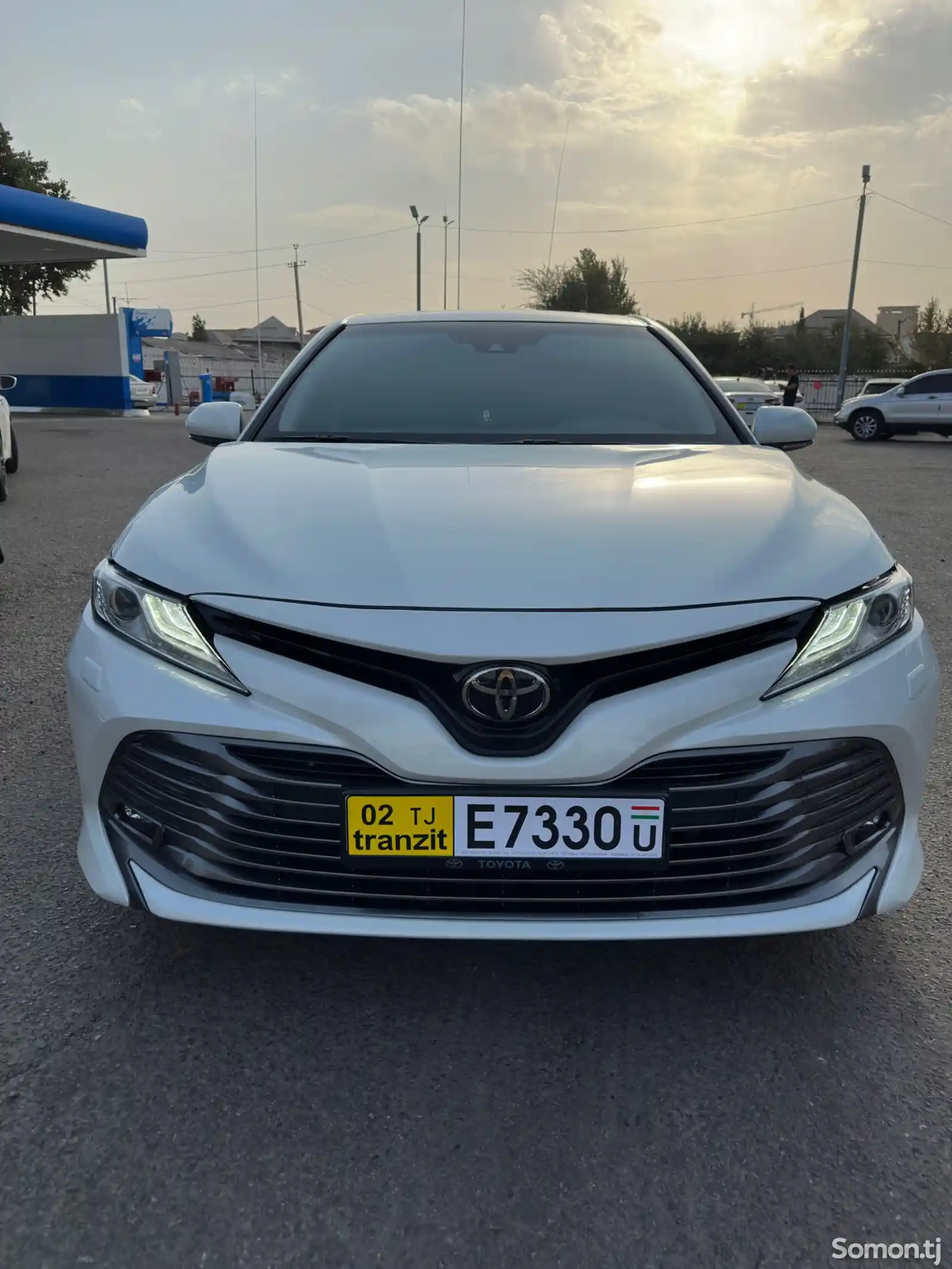 Toyota Camry, 2019-1