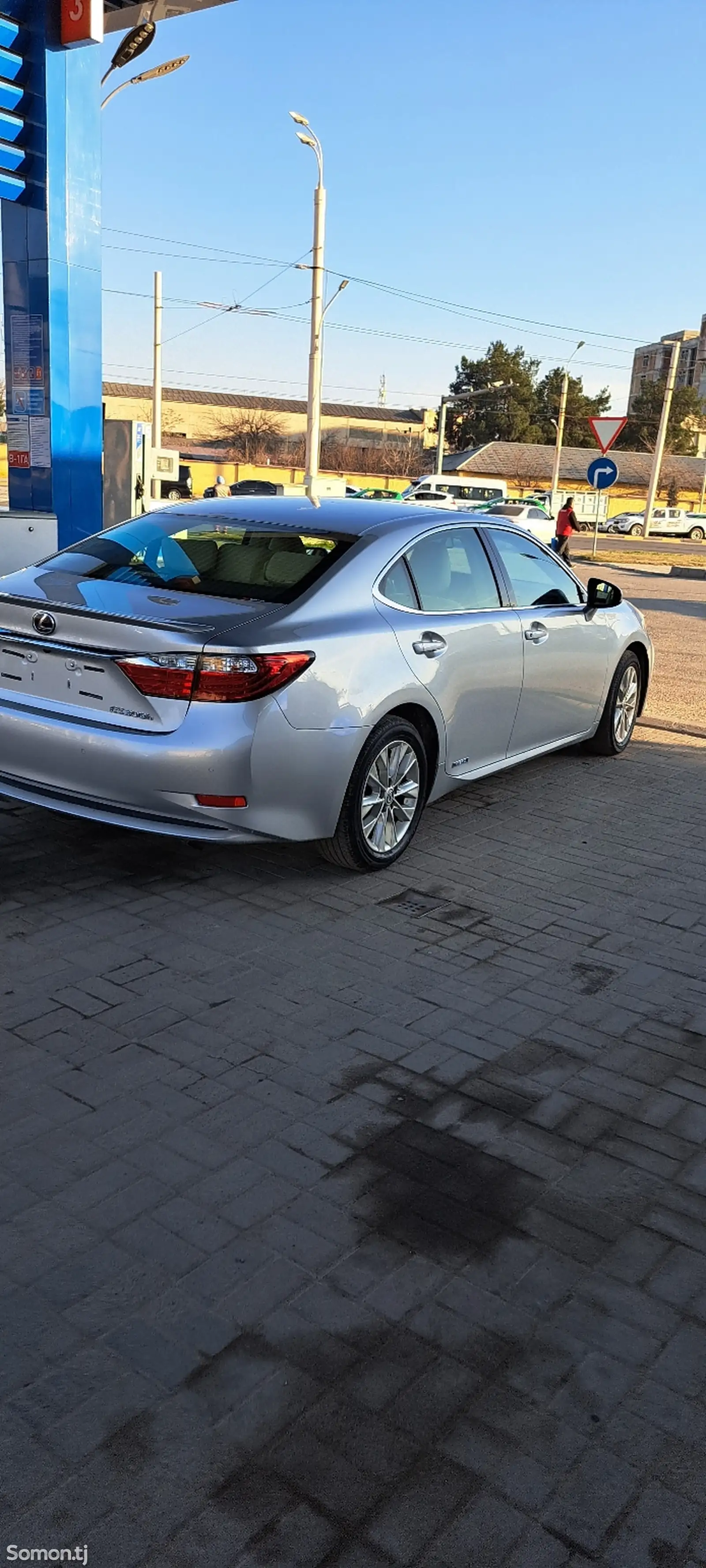 Lexus ES series, 2014-1