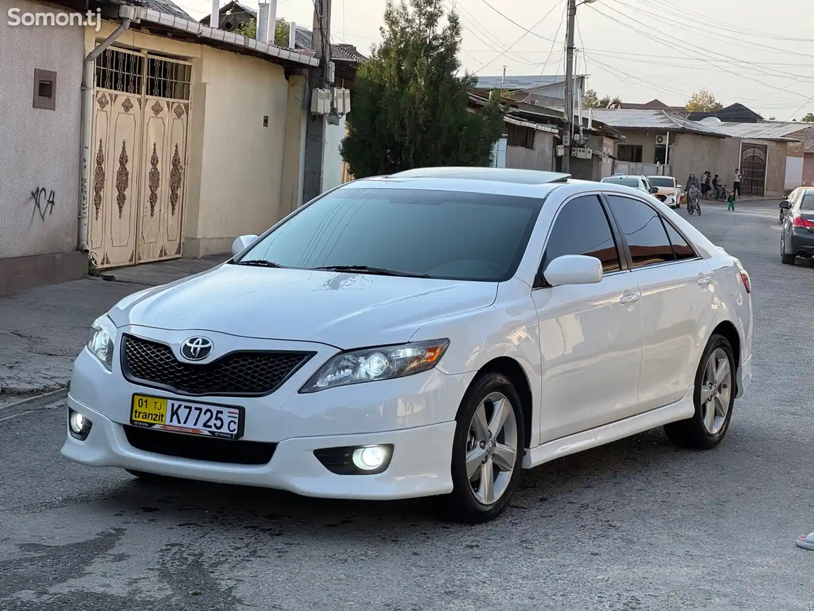 Toyota Camry, 2010-3