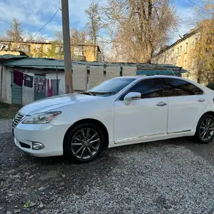 Lexus ES series, 2011