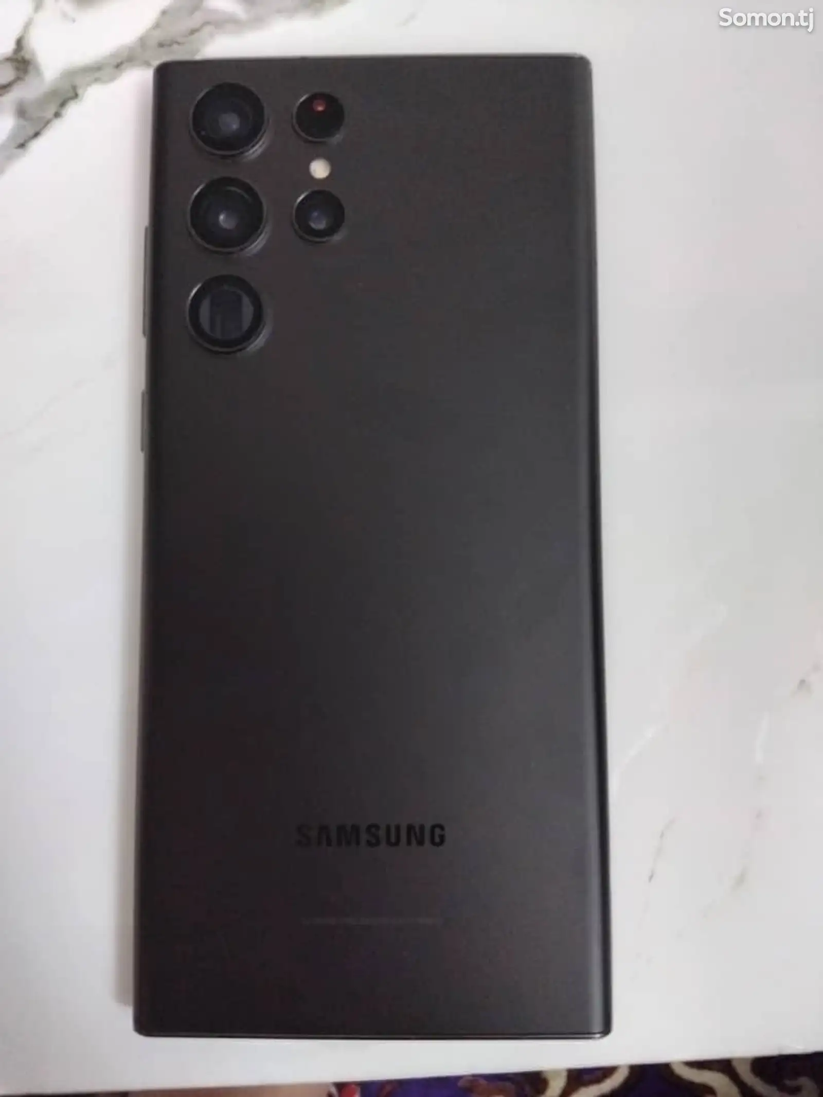 Samsung Galaxy S22 Ultra-1