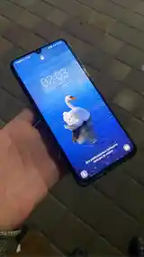 Samsung Galaxy A70-2