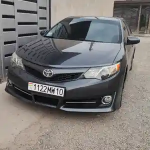 Toyota Camry, 2012