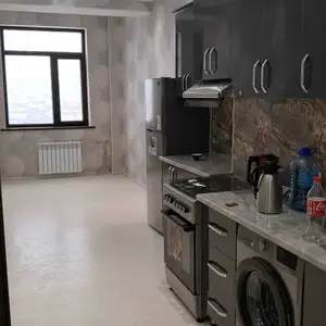 3-комн. квартира, 15 этаж, 115м², Гардиши Аэрпорт