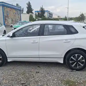 BYD E2, 2024