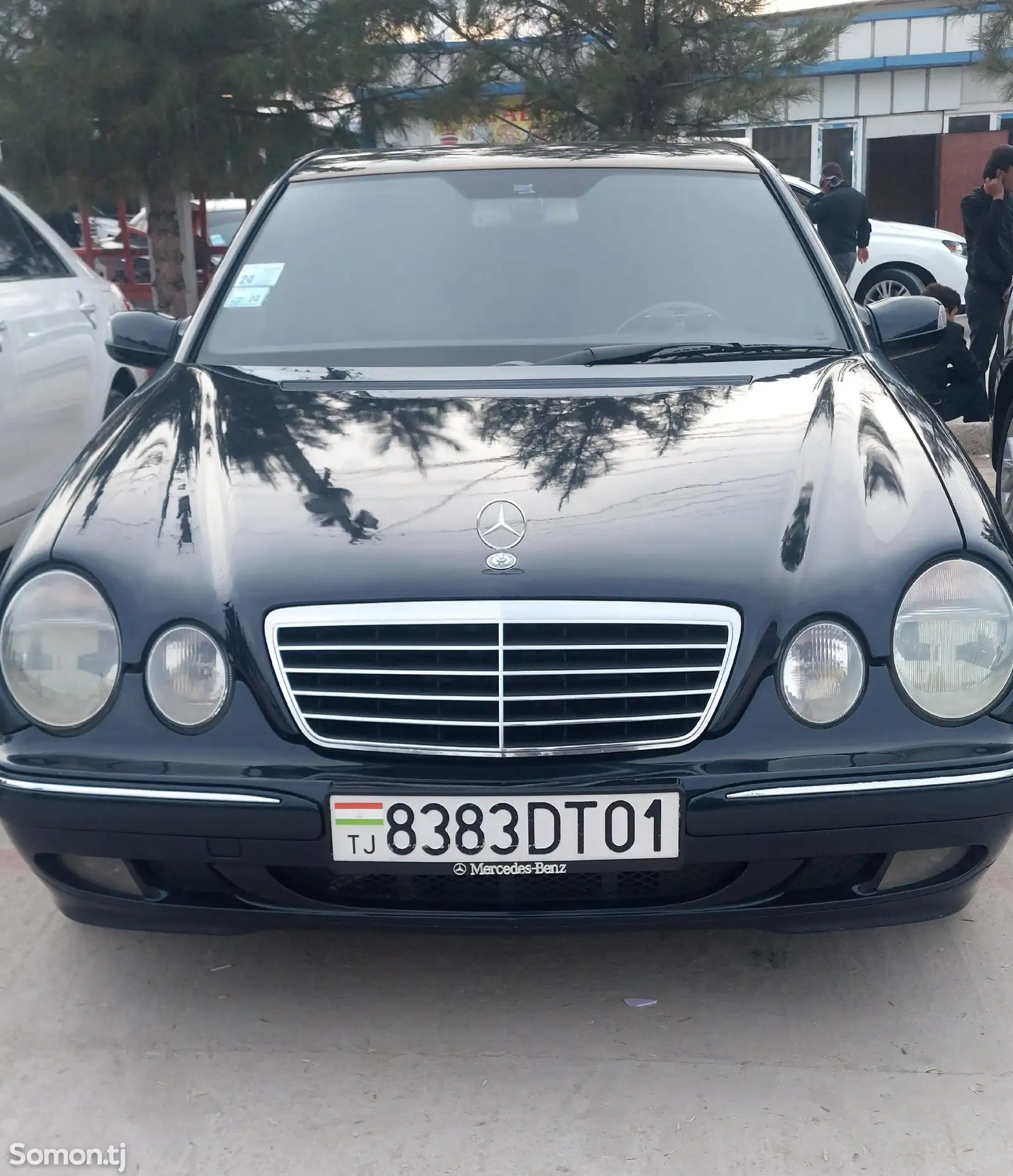 Mercedes-Benz E class, 2000-1