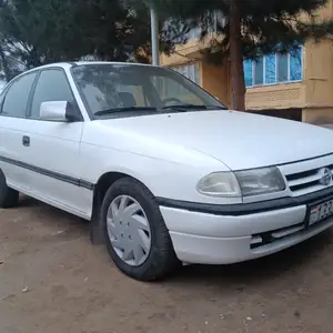 Opel Astra F, 1992