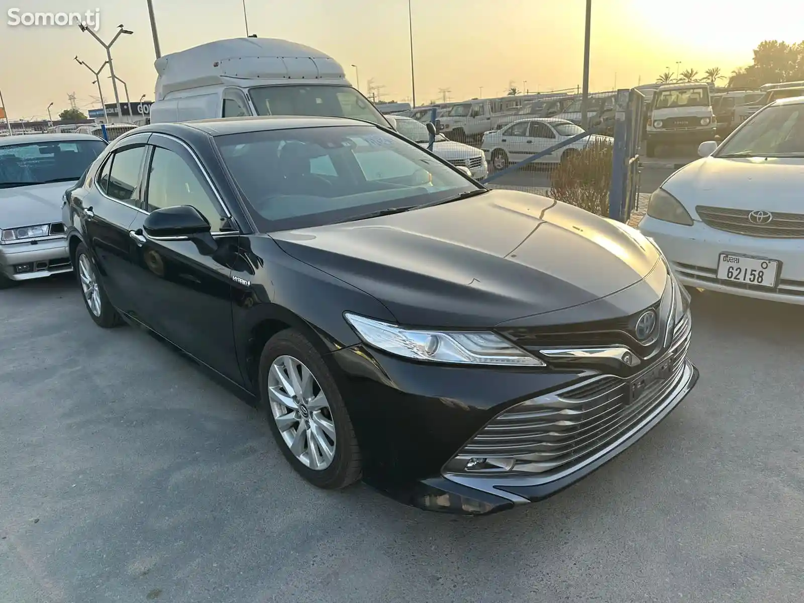 Toyota Camry, 2018-1