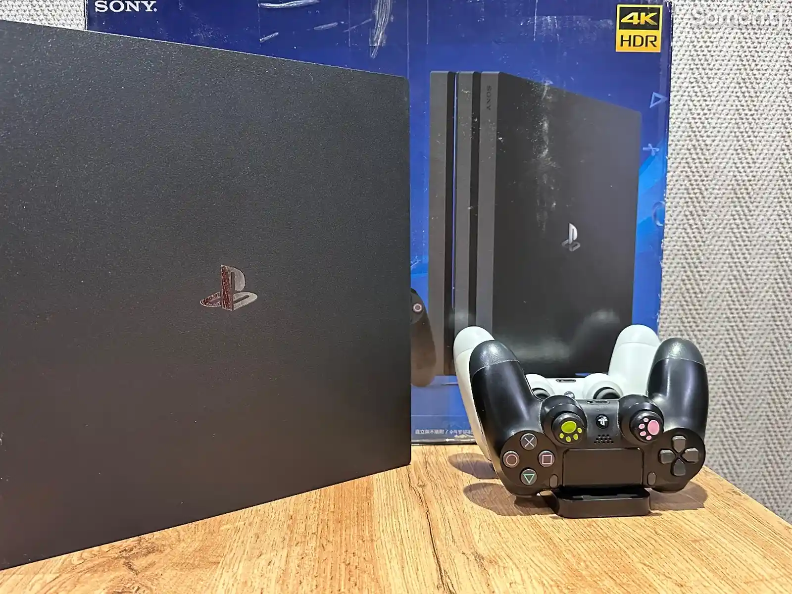 Игровая приставка Sony Playstation 4 Pro Black edition-4