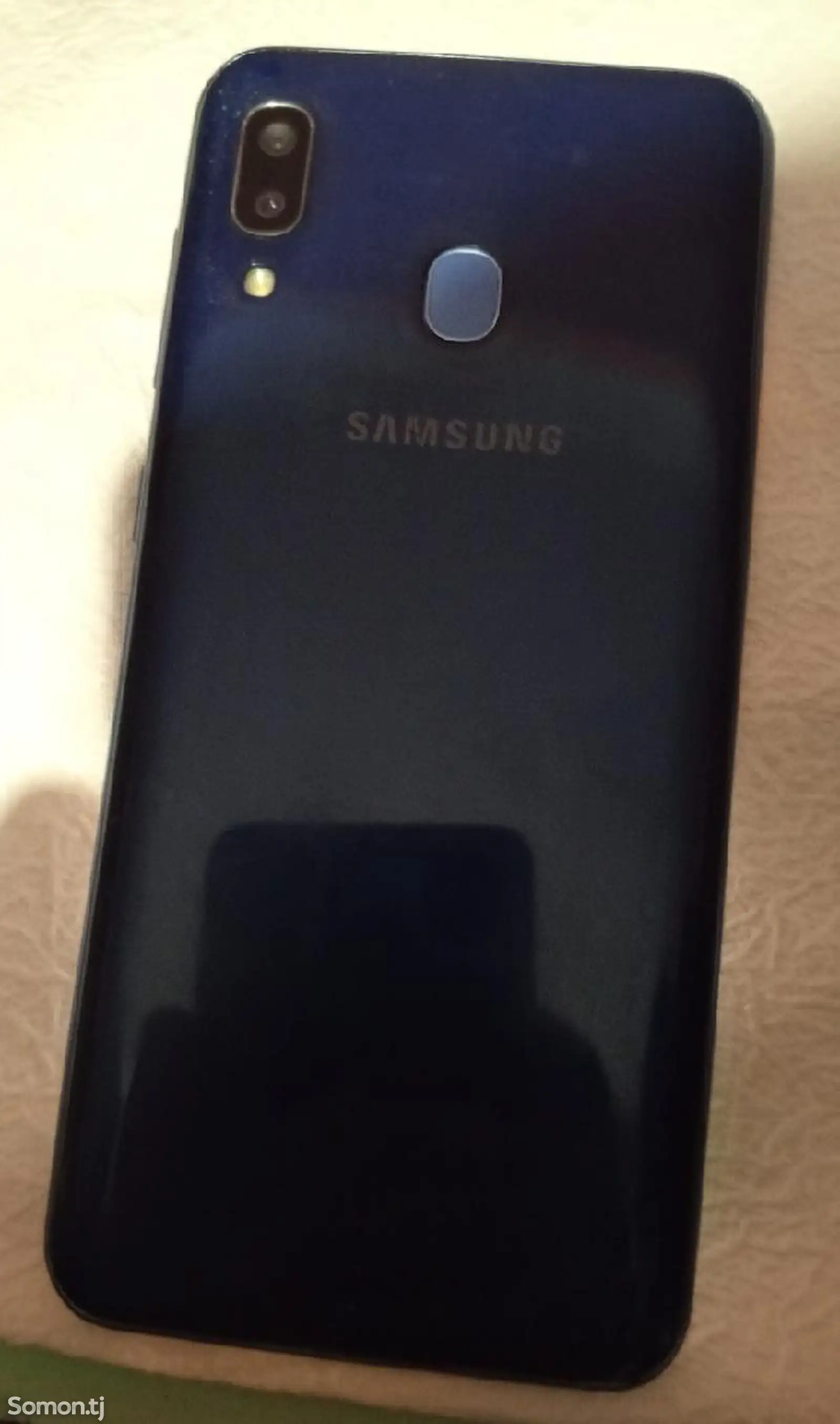 Samsung Galaxy A30-1