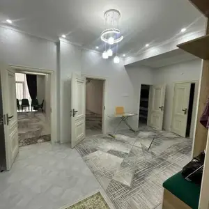 2-комн. квартира, 5 этаж, 80м², Сомони