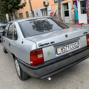 Opel Vectra A, 1992