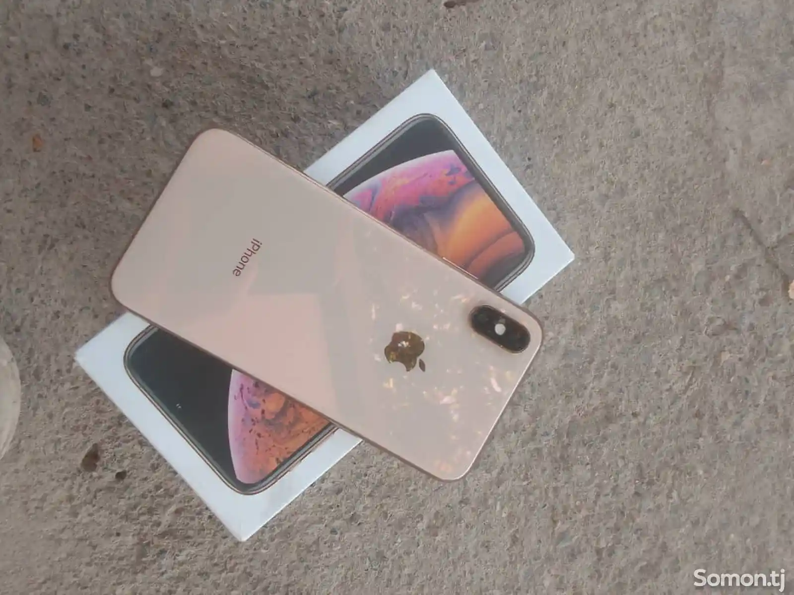 Apple iPhone Xs, 256 gb, Gold-1