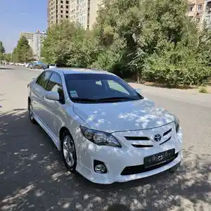 Toyota Corolla, 2012