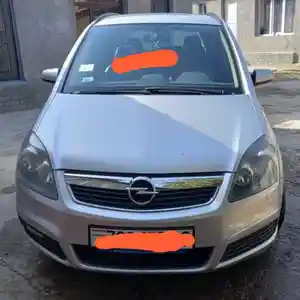 Лобовое стекло от Opel Zafira B