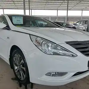 Hyundai Sonata, 2013