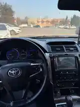 Toyota Camry, 2017-9