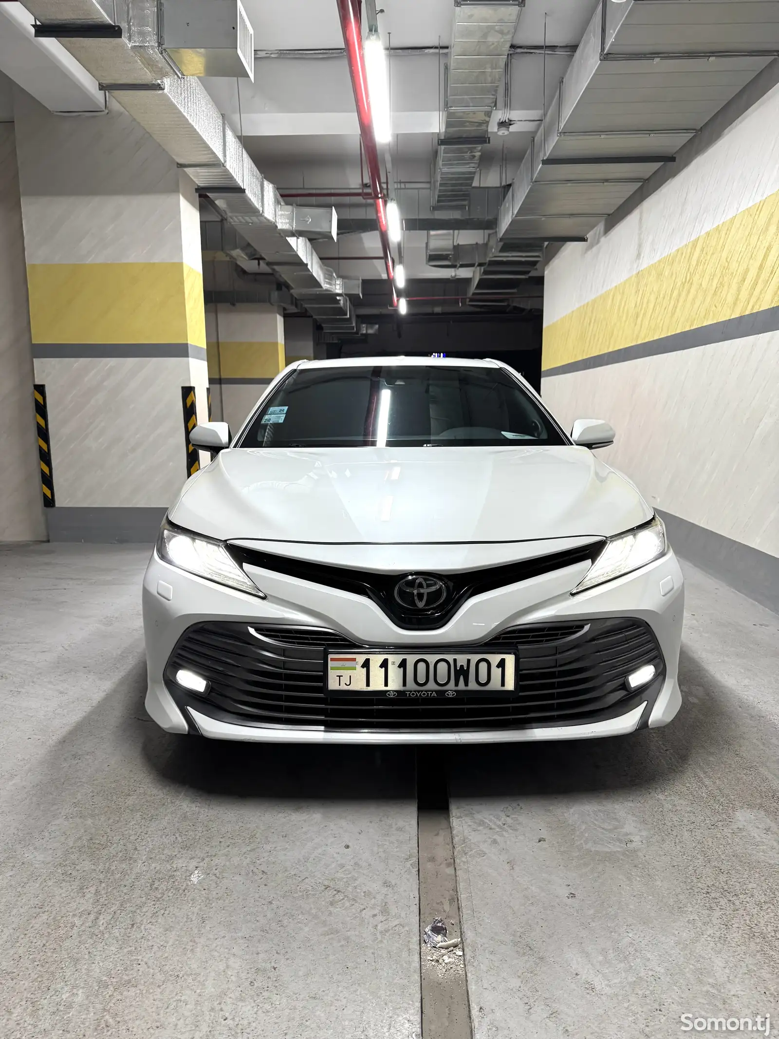 Toyota Camry, 2019-1