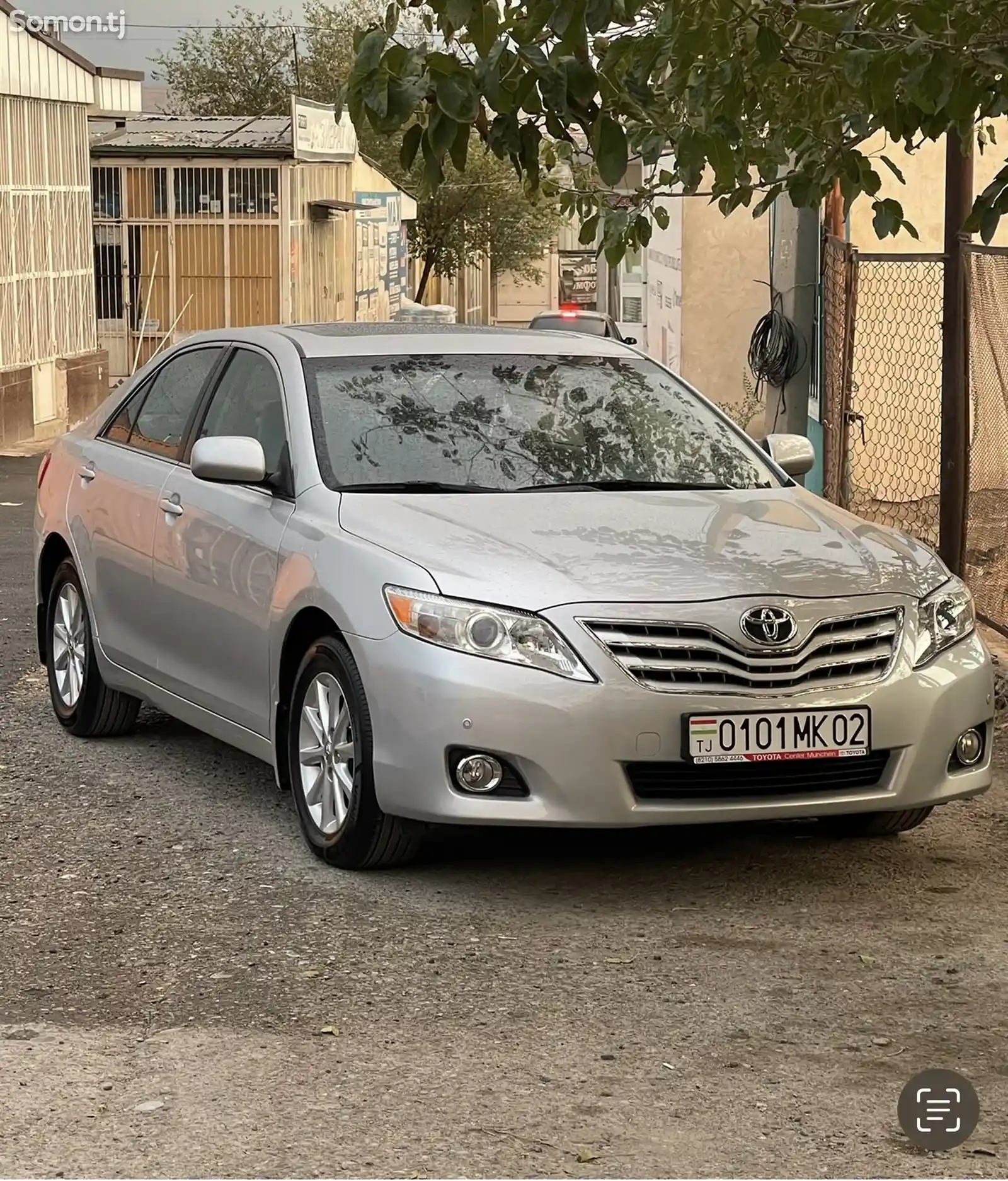 Toyota Camry, 2011-1