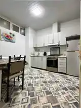 2-комн. квартира, 3 этаж, 68м², дар Посолство Япония, Доми Альфемо-9