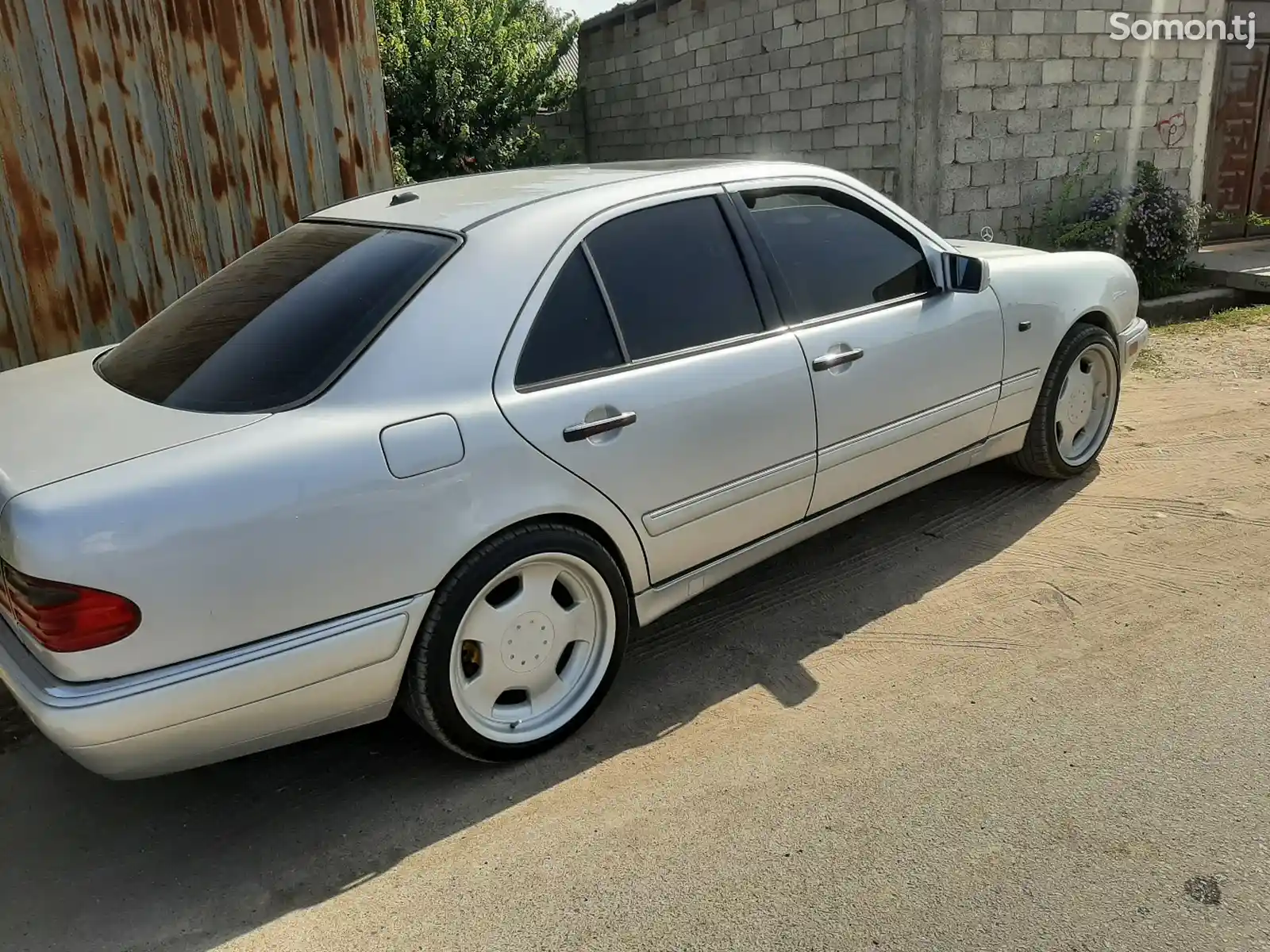 Mercedes-Benz E class, 1999-2