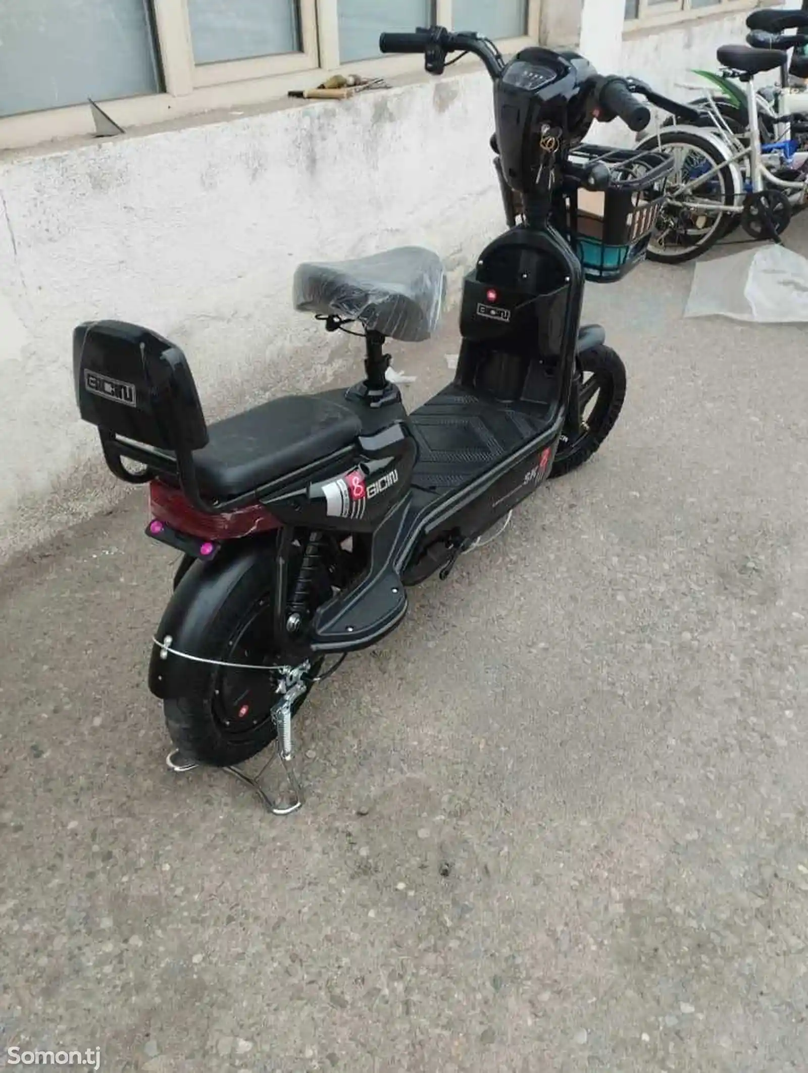 Электронный скутер-1