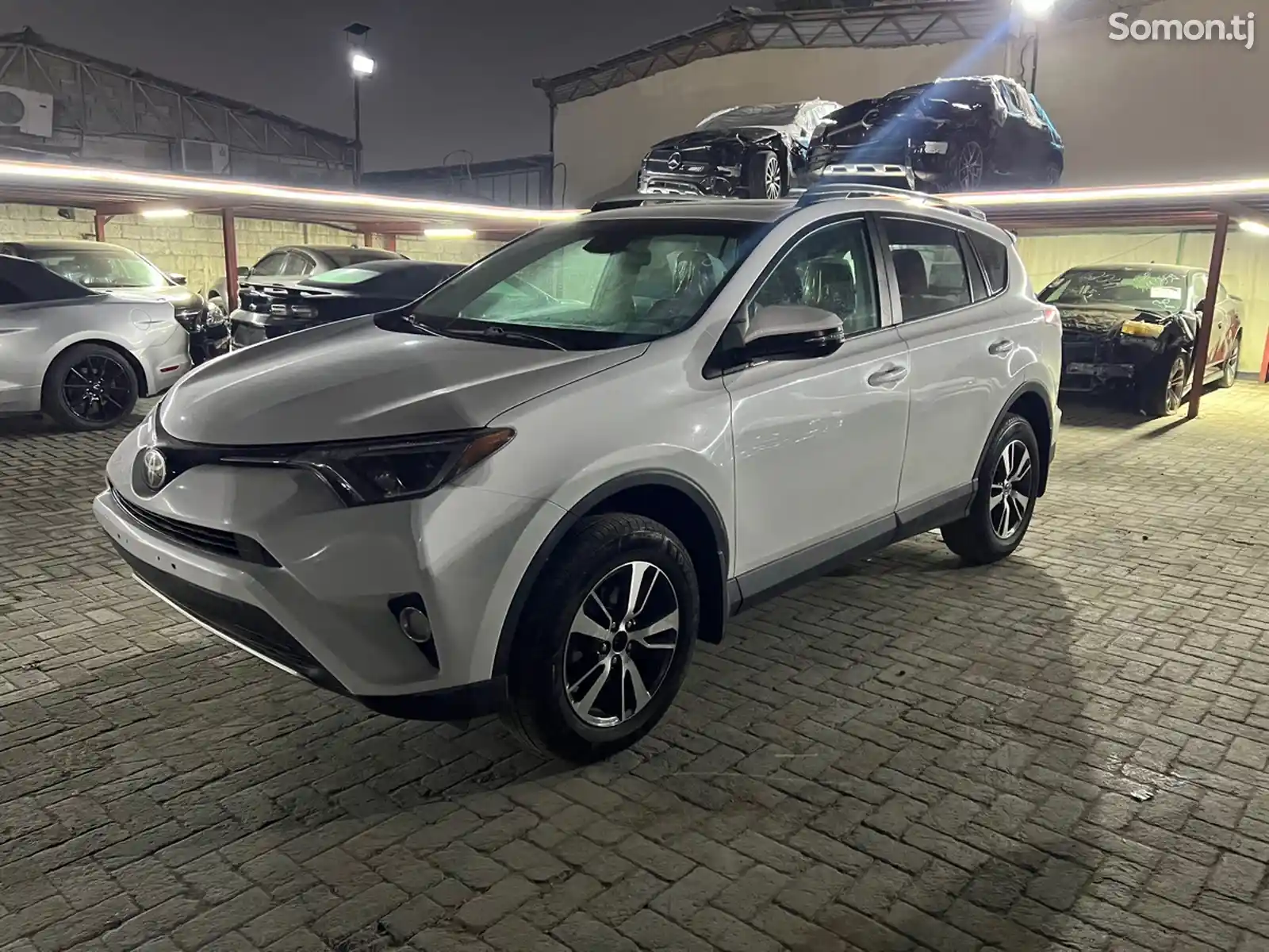Toyota RAV 4, 2019-4
