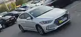 Hyundai Elantra, 2017-3