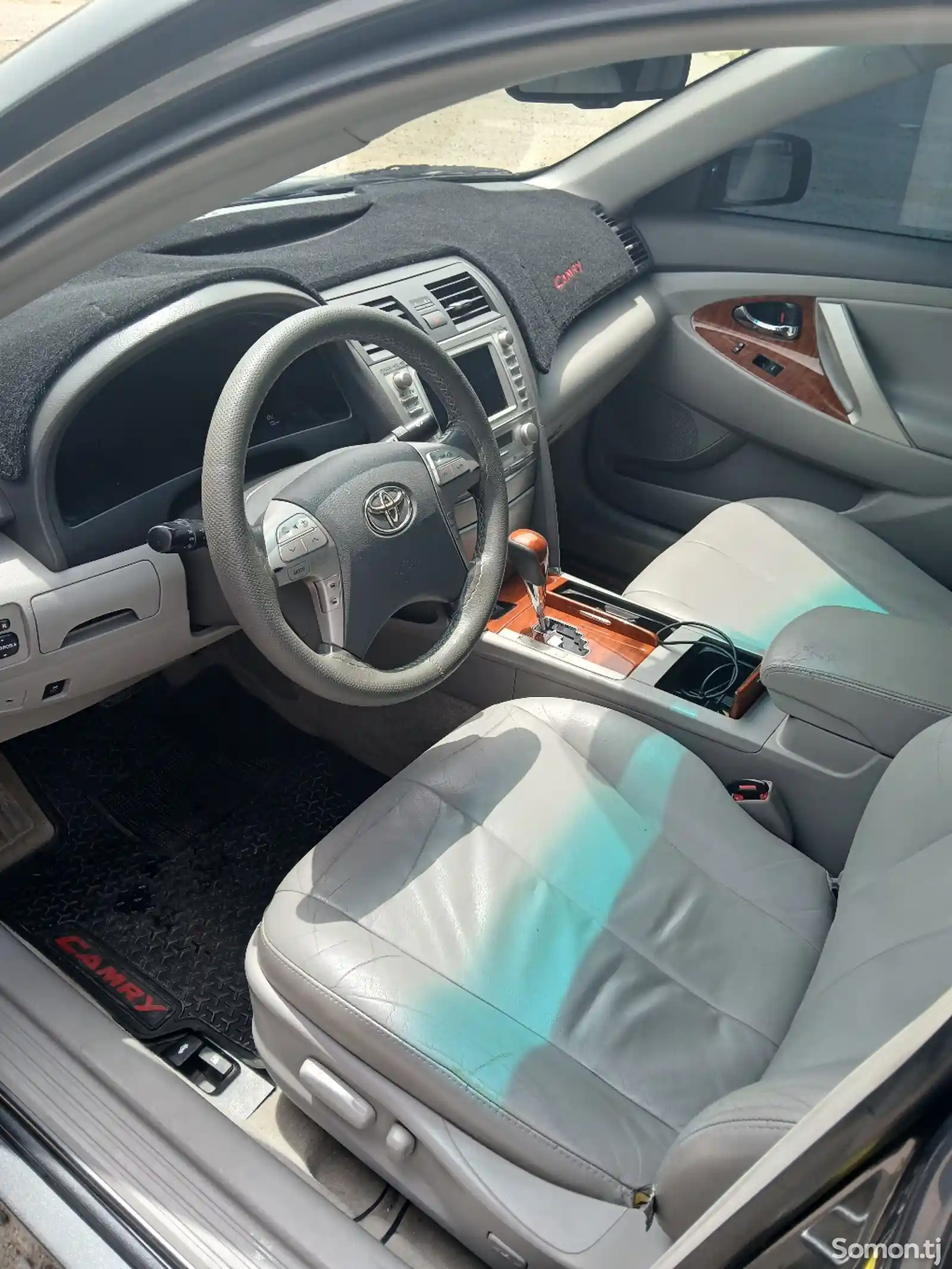 Toyota Camry, 2011-4