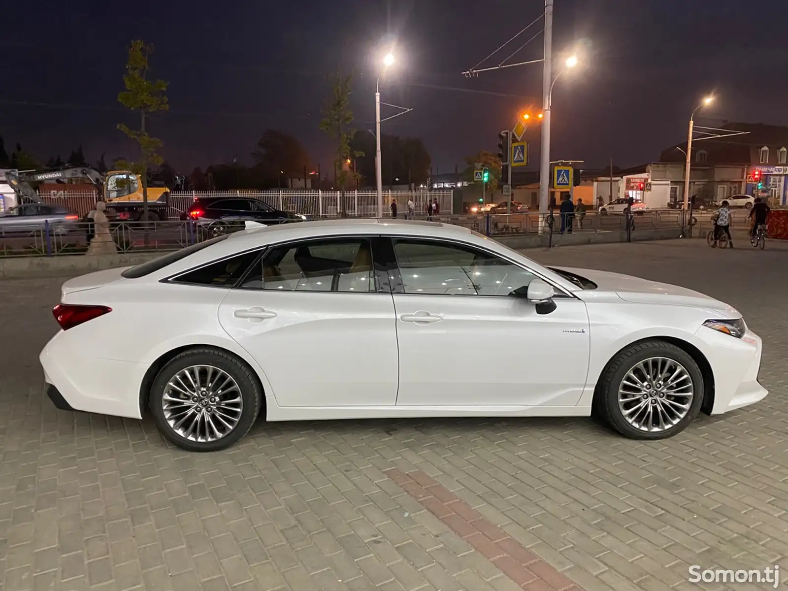 Toyota Avalon, 2019-8