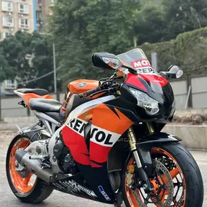 Honda cbr-1000rr